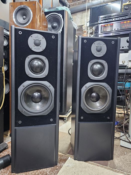 Pilot st 303 немецкая акустика Динамики Seas Westra Vifa