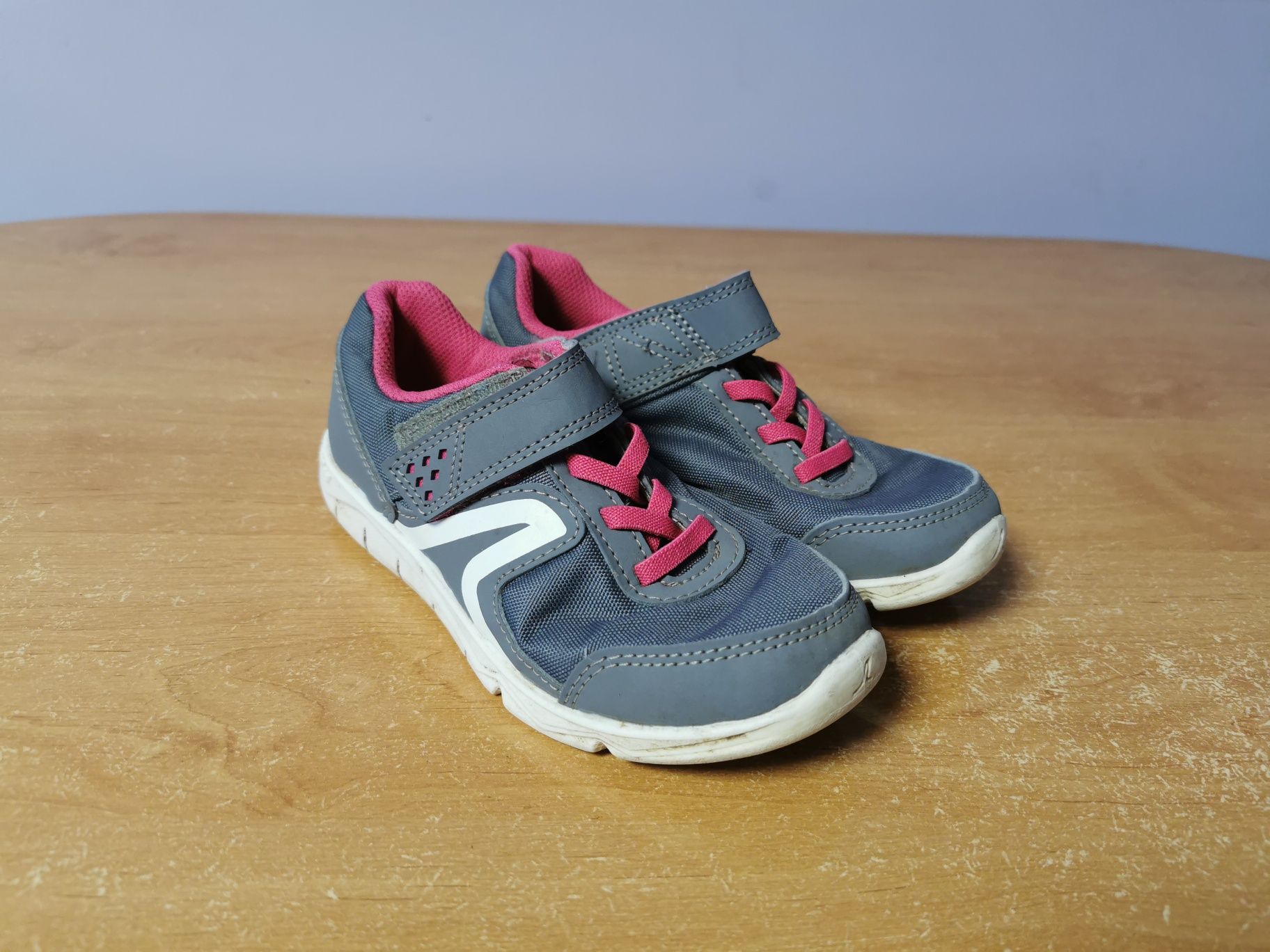 Buty dziecięce na rzep sportowe 31 decathlon