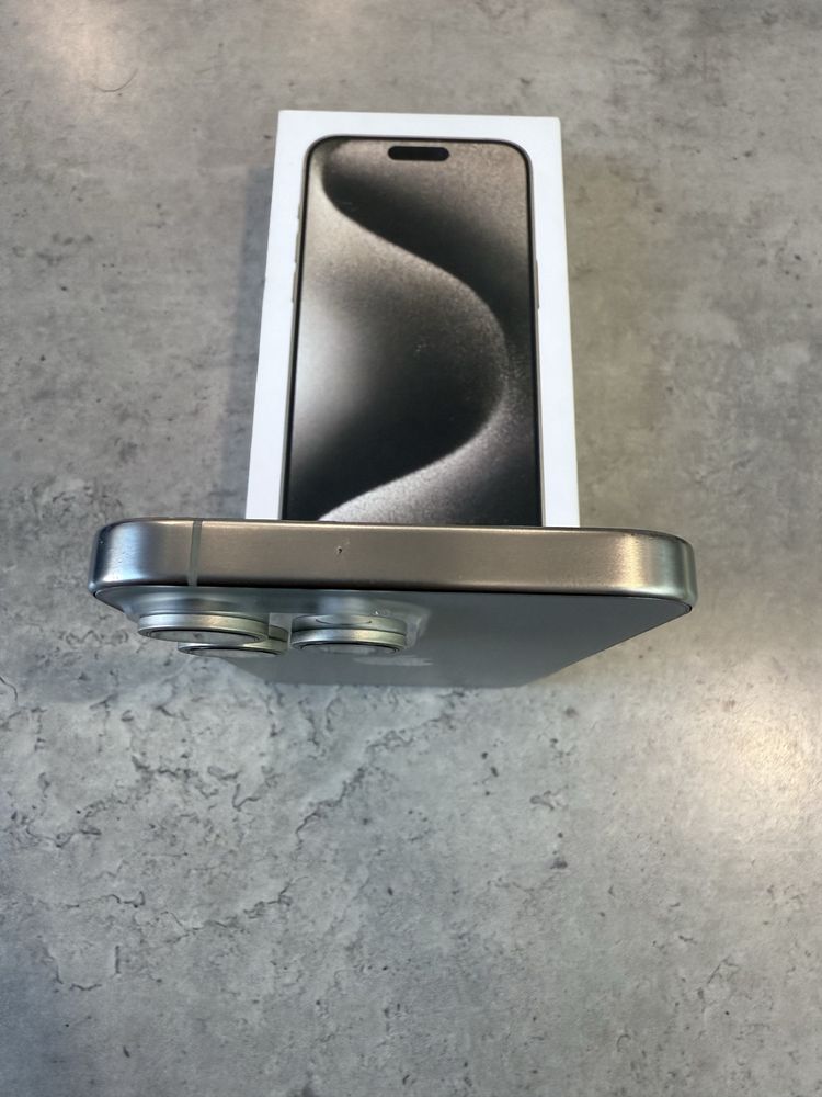 Продам iPhone 15 Pro Max 512 Natural