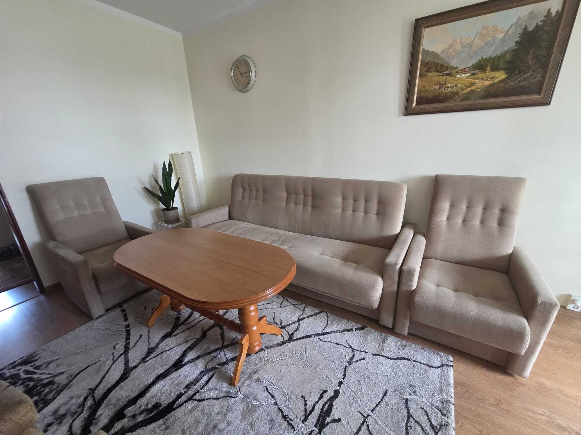Zestaw Mebli Rozkładana Sofa + Dwa Fotele + Ława + Dwa Pufy
