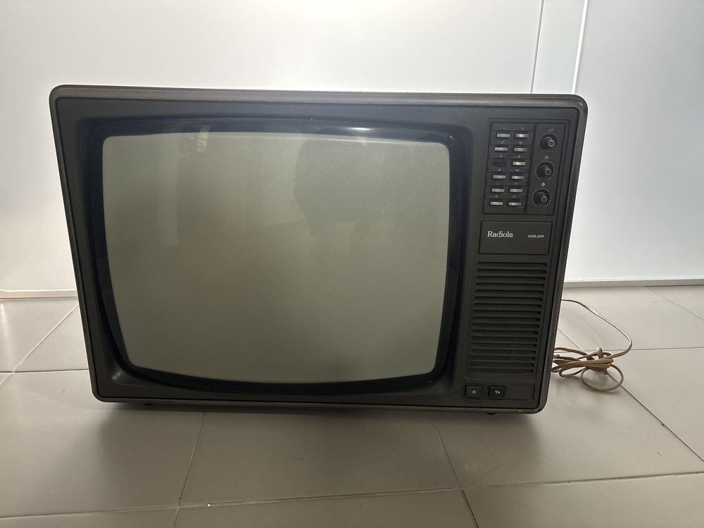 Televisao antiga