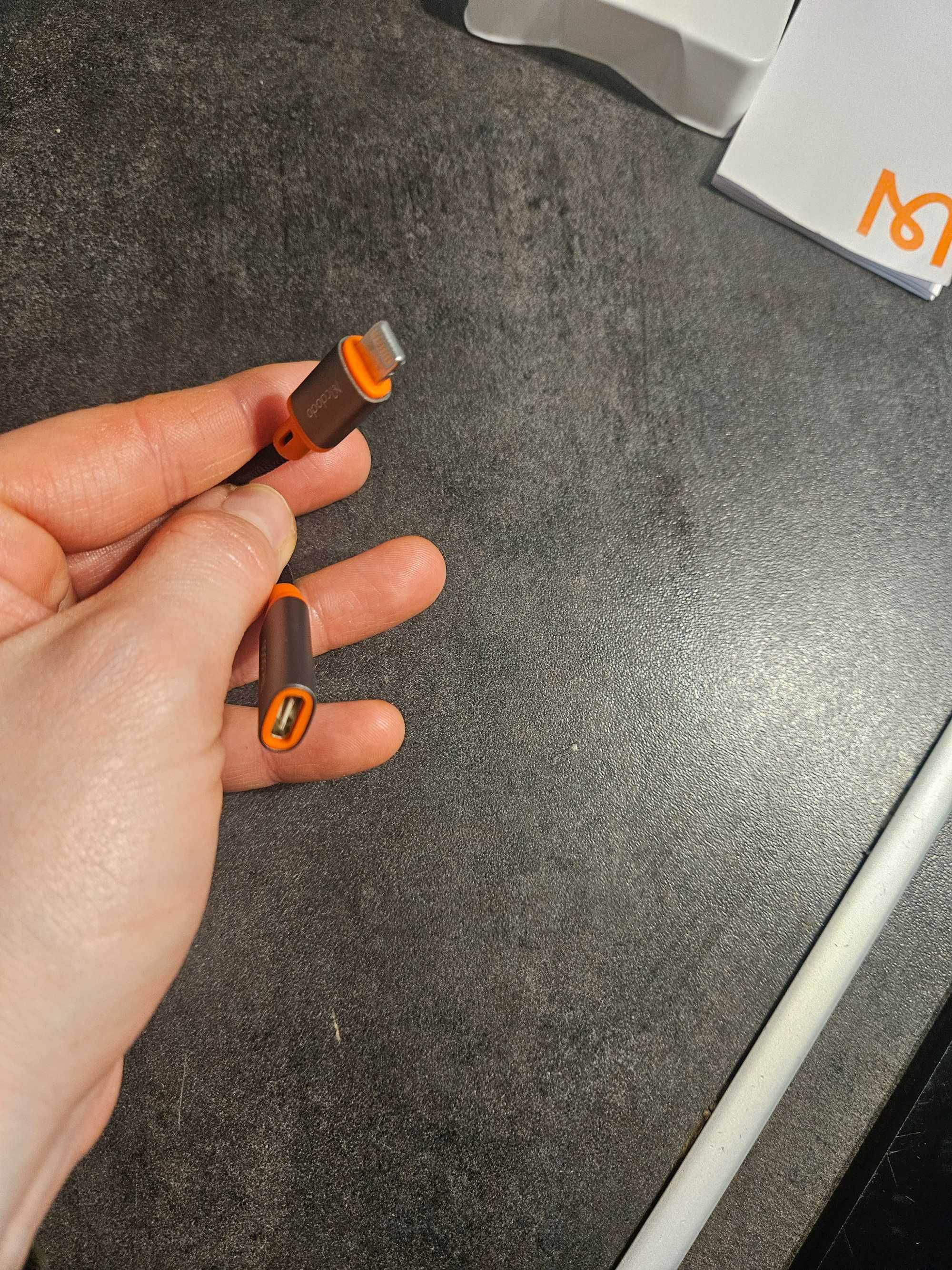 Type -C kabel do tel