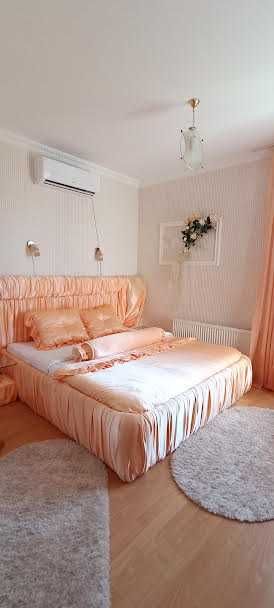 Здається апартаменти VIP будинок.Меблі.Побутова техніка.Євроремонт