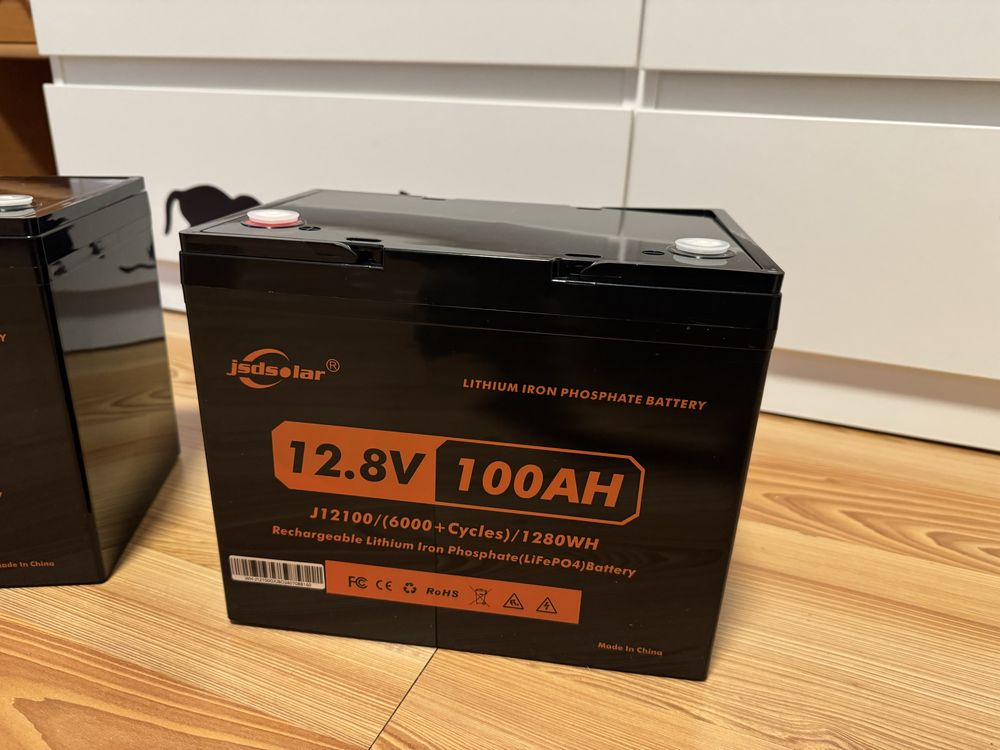 Нова батарея Jsdsolar 12V LiFePO4 100Ah