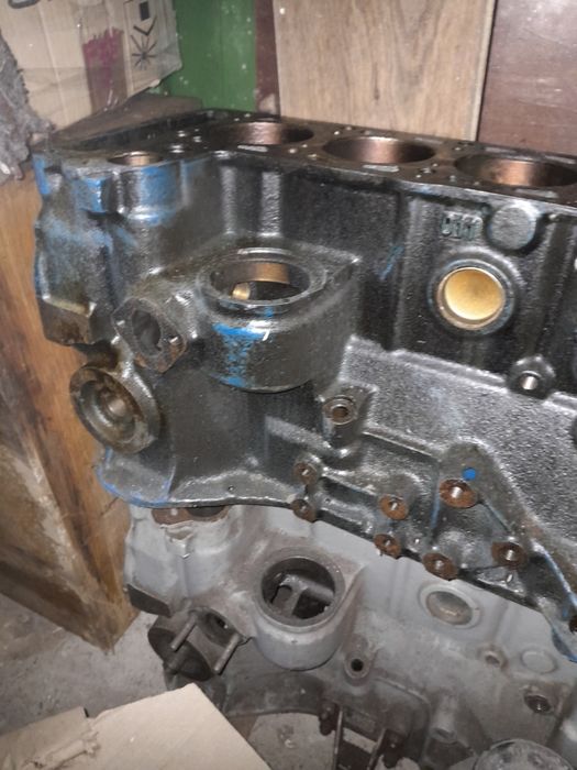 Блок циліндрів ваз 21011