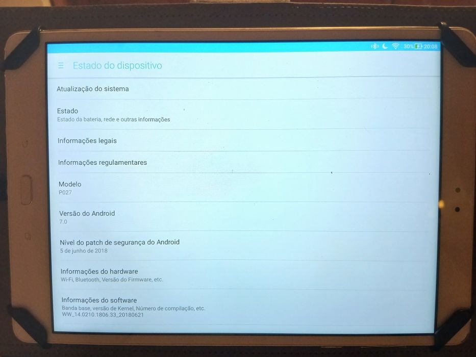 Tablet Samsung - com carregador, capa e teclado incluídos