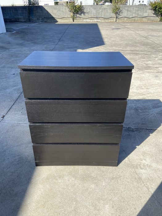 Cómoda Malm (IKEA)