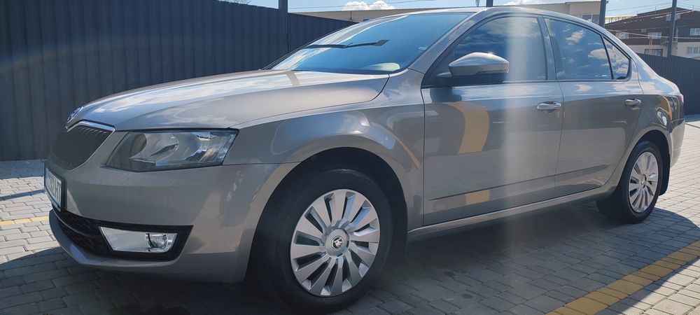 Продам шкоду Октавию А7 2016год