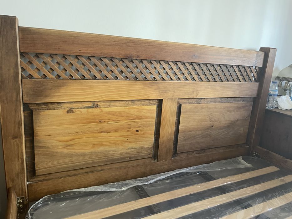 Cama de boa qualidade KING SIZE