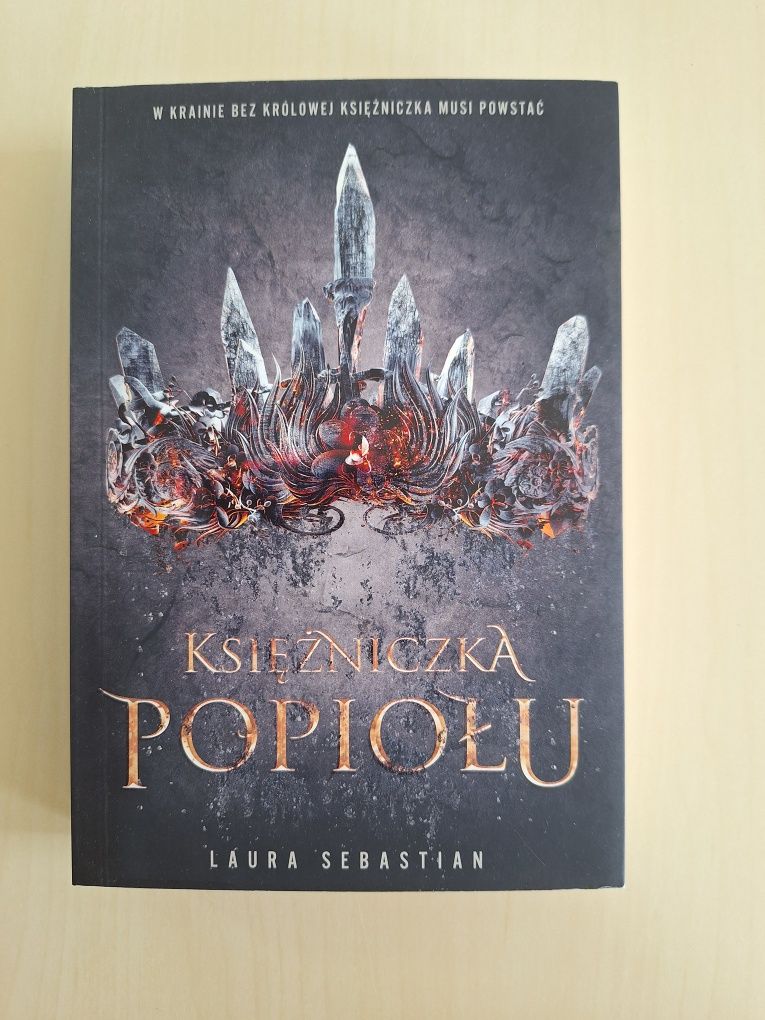 Laura Sebastian Księżniczka popiołu