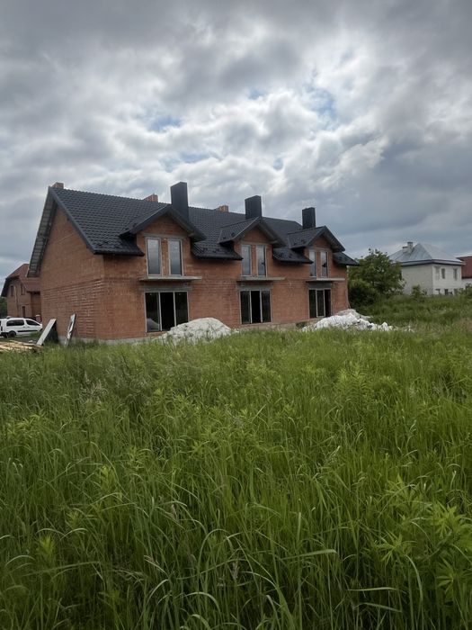 Котедж, будинок, дуплекс