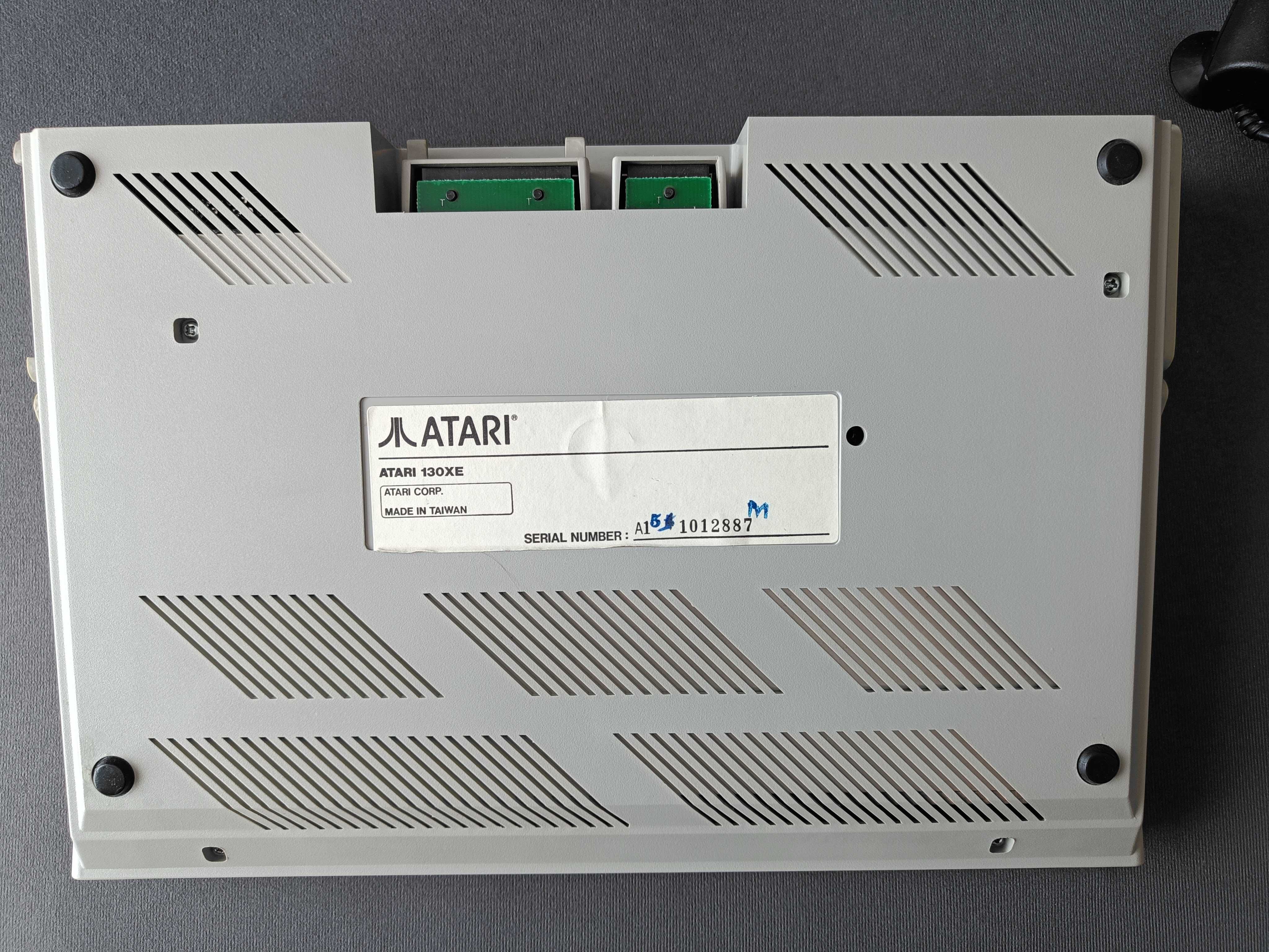 komputer Atari 130XE + magnetofon Atari XC12