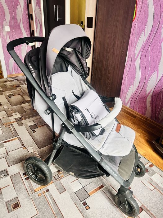 Дитяча прогулянкова коляска EasyGo Quantum Air