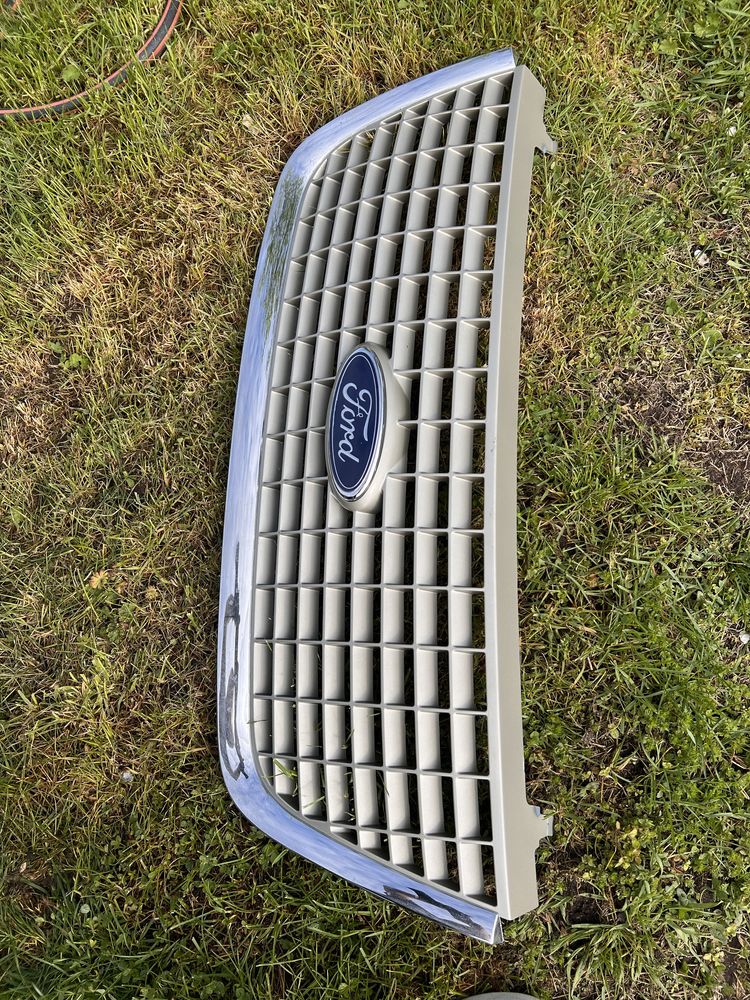 Ford Expedition II 02- Grill Atrapa Hrom Emblemat