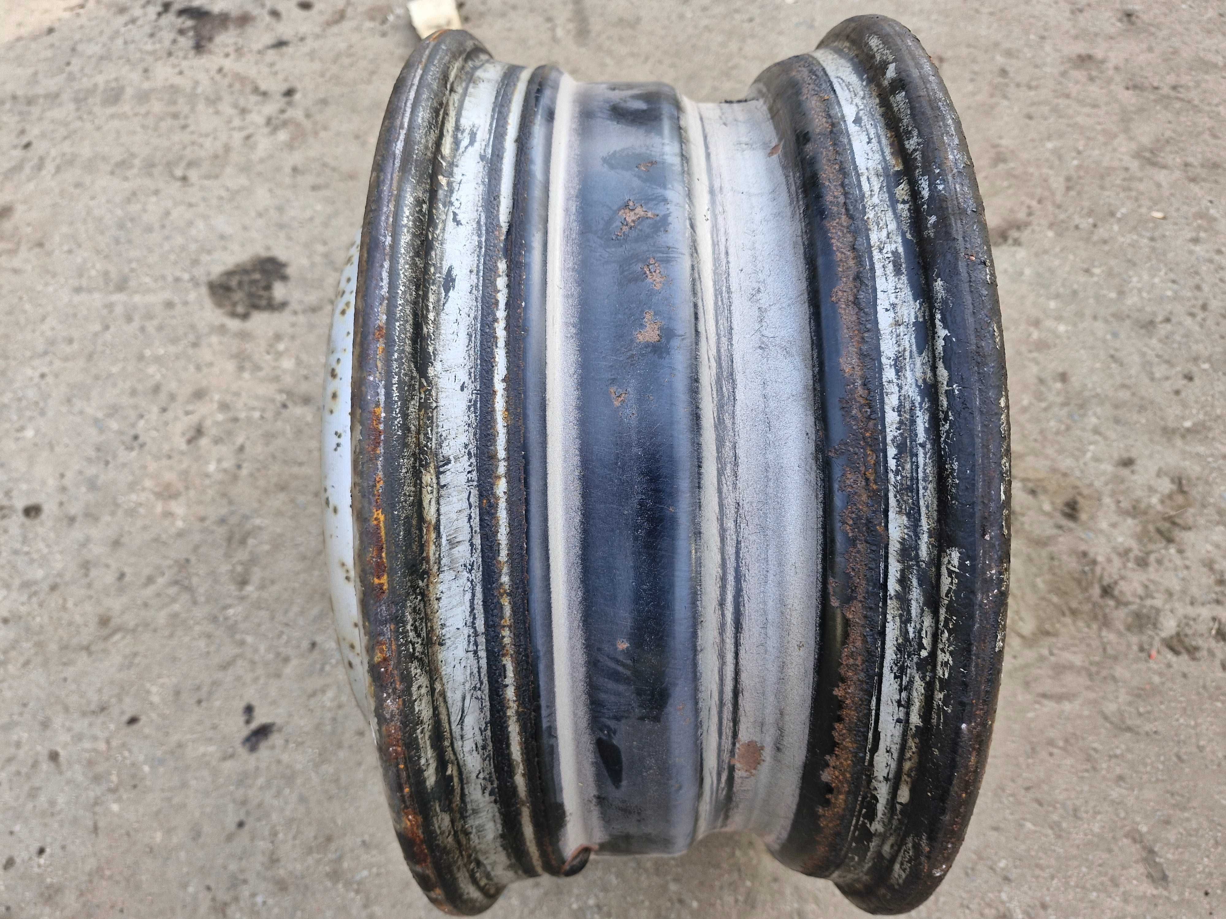Felga MAN TGL 17. 5X6. 75H OS 145