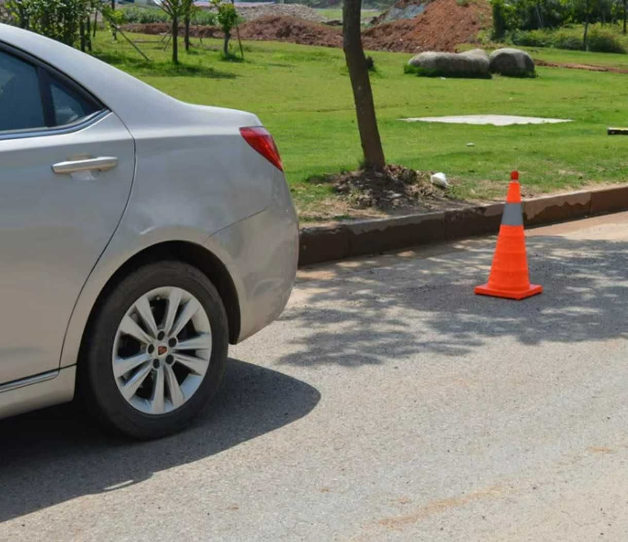 Cone refletor de segurança com LED extensível