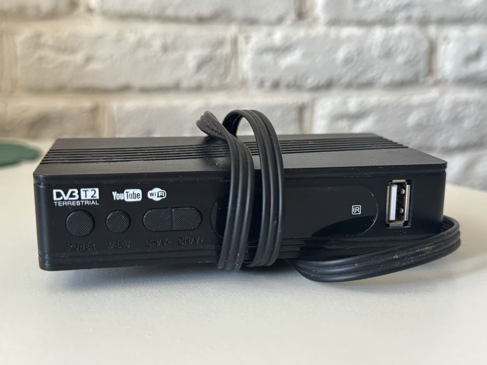Тюнер приймач DVB-T2
