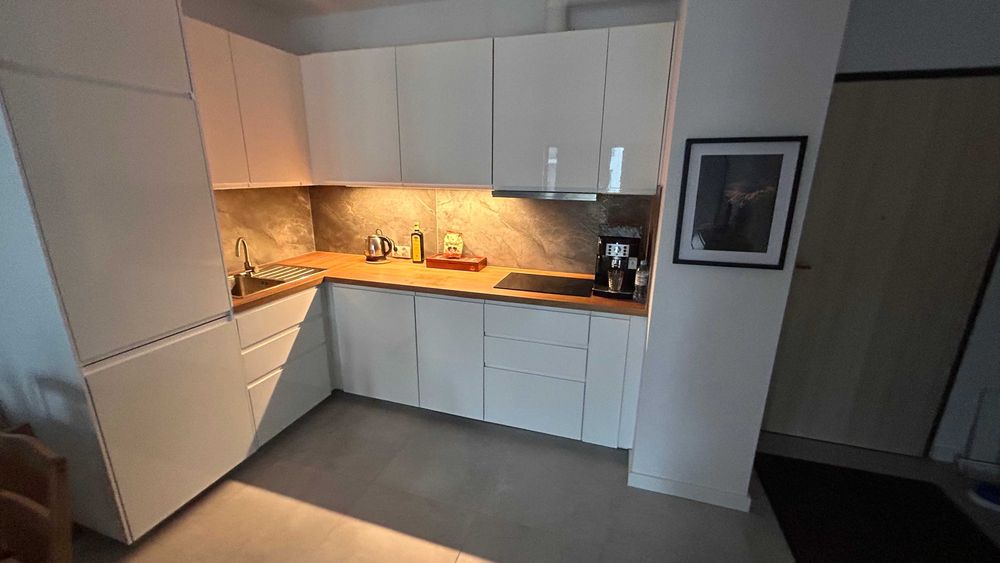 Do wynajęcia mieszkanie 2-pokojowe  40 m2, z garażem