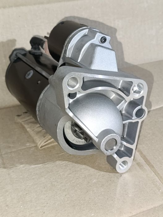 Стартер Renault Master Laguna Opel Movano Interstar Primastar 2.5 2.2