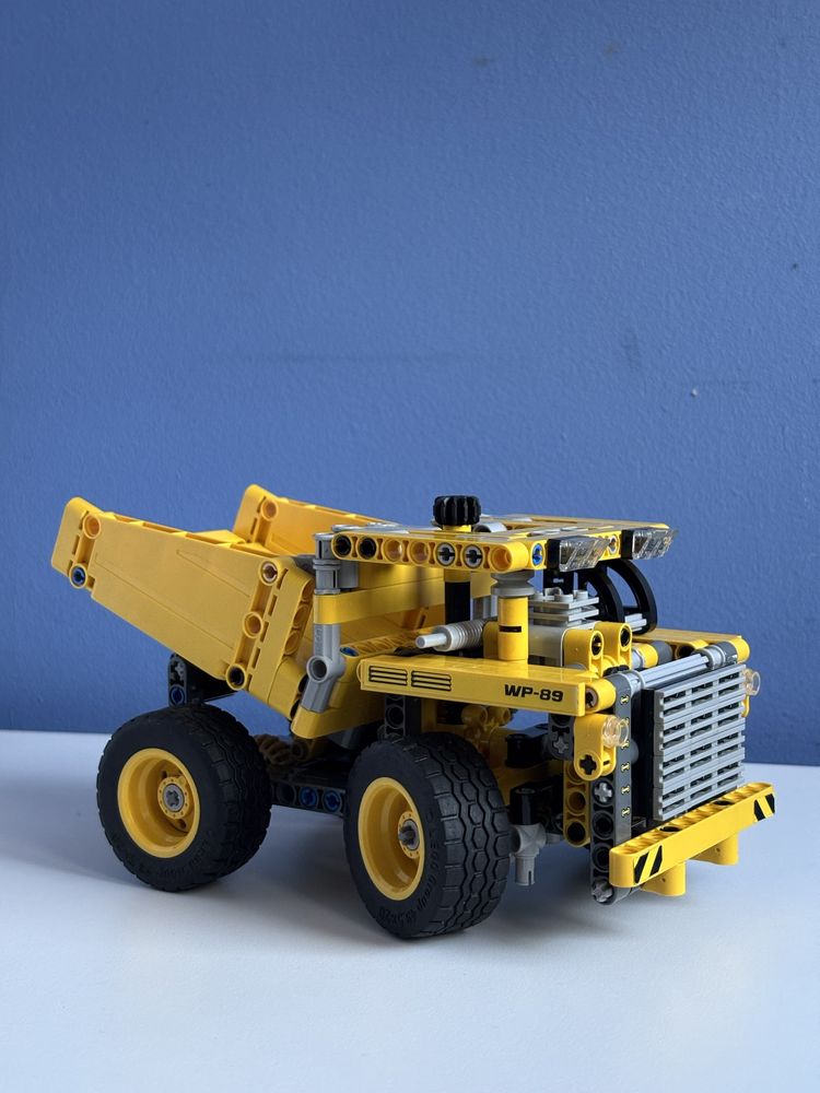 LEGO Technic 42035 Ciężarówka górnicza