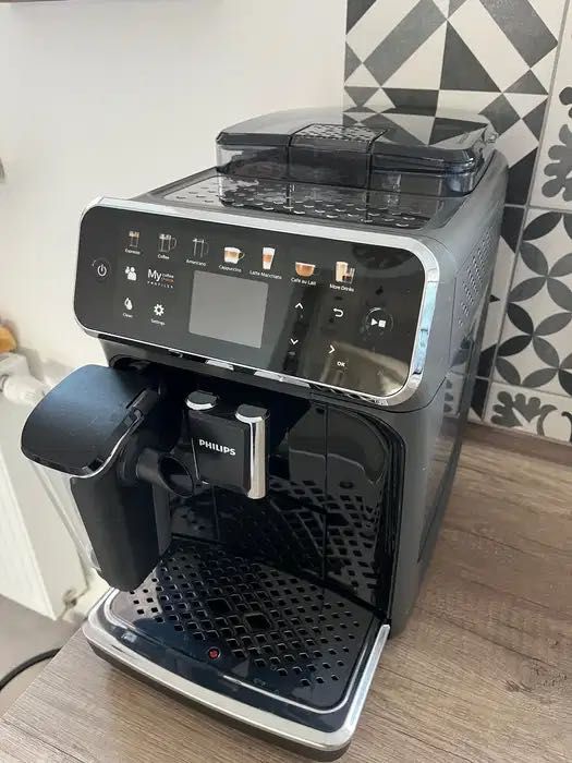 Expres ciśnieniowy PHILIPS Series 5400 LatteGo