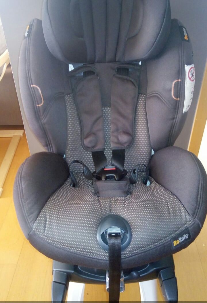 Cadeira de bebê auto