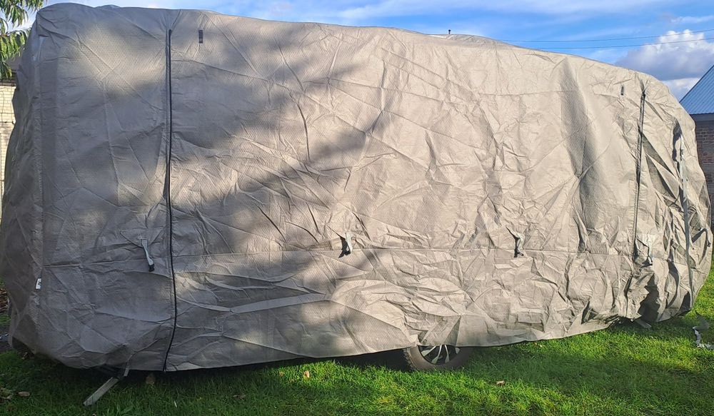 Pokrowiec na przyczepę kempingową 560cm jak nowy