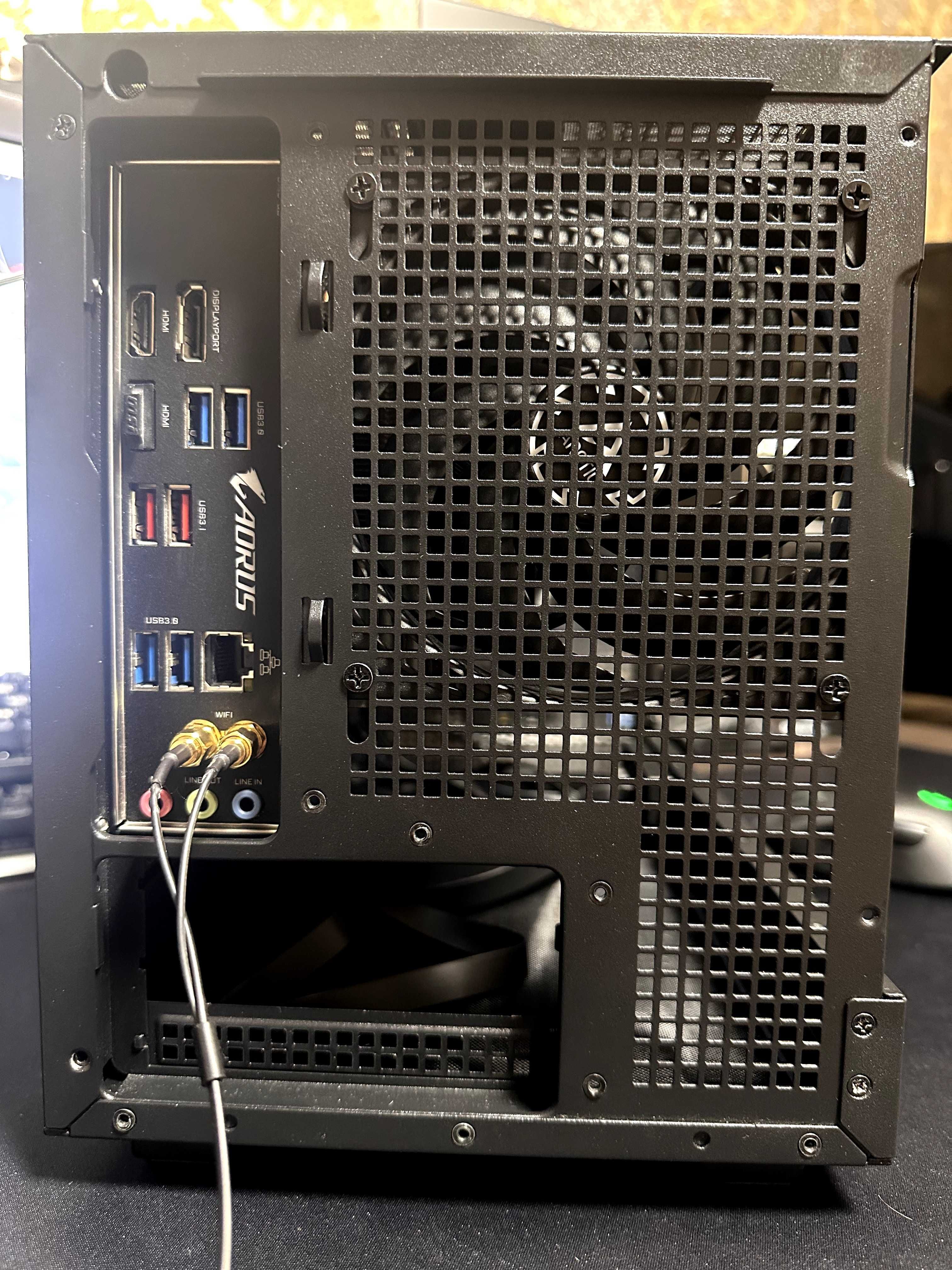 Комплектуючі/AORUS/Ryzen7/3700x/B450/AM4/DDR4/16gb/256gb/miniITX