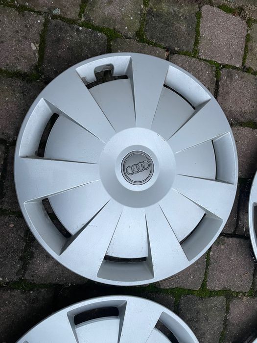Kołpaki oryginalne 16' Audi A3 A4