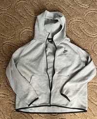 Nike Tech Fleece