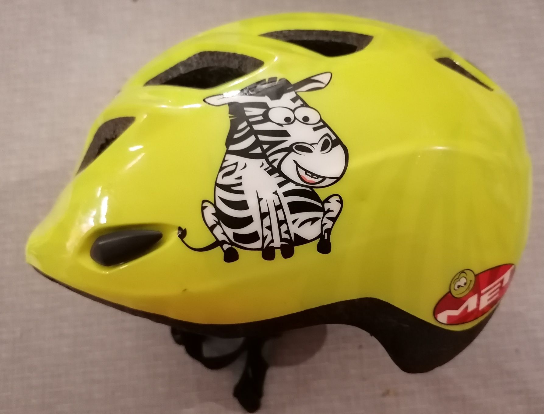 Kask rowerowy dla dziecka MET Genio 52-57 cm