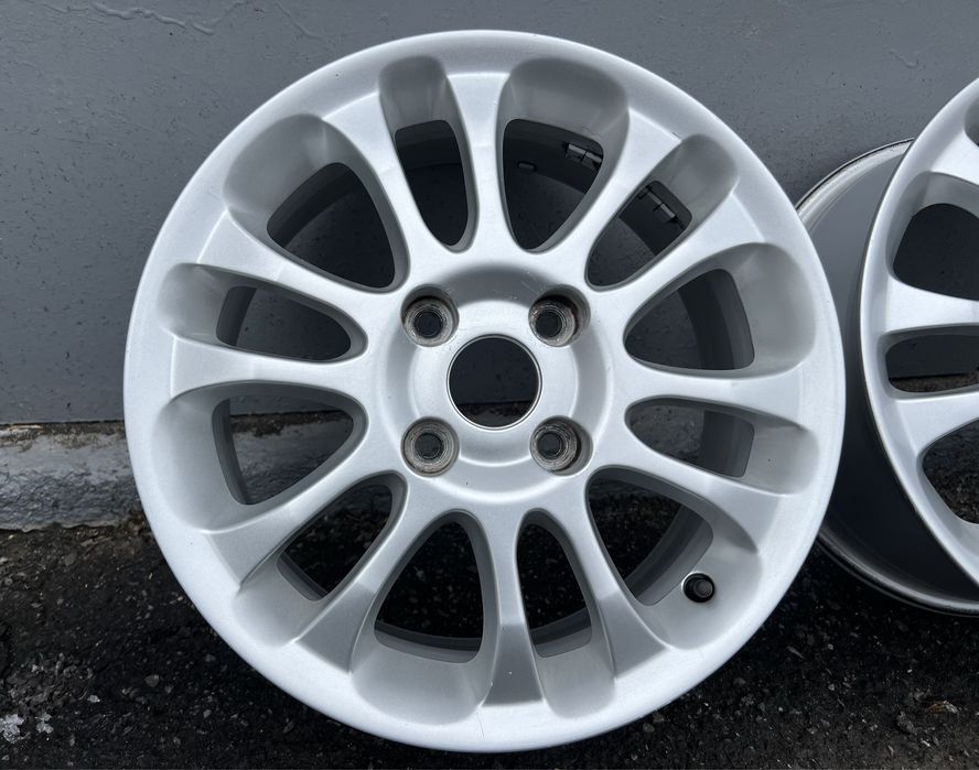 Оригінальні диски Volvo r16 4*114,3 V40 S40 Mitsubishi Lancer Galant