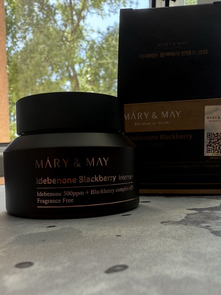 MÁRY & MAY Idebenone Blackberry Intense Cream