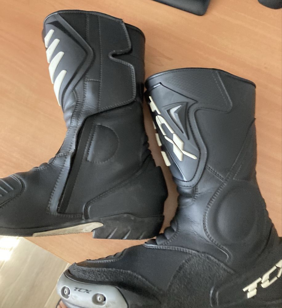 Botas TCX pouco usadas N40