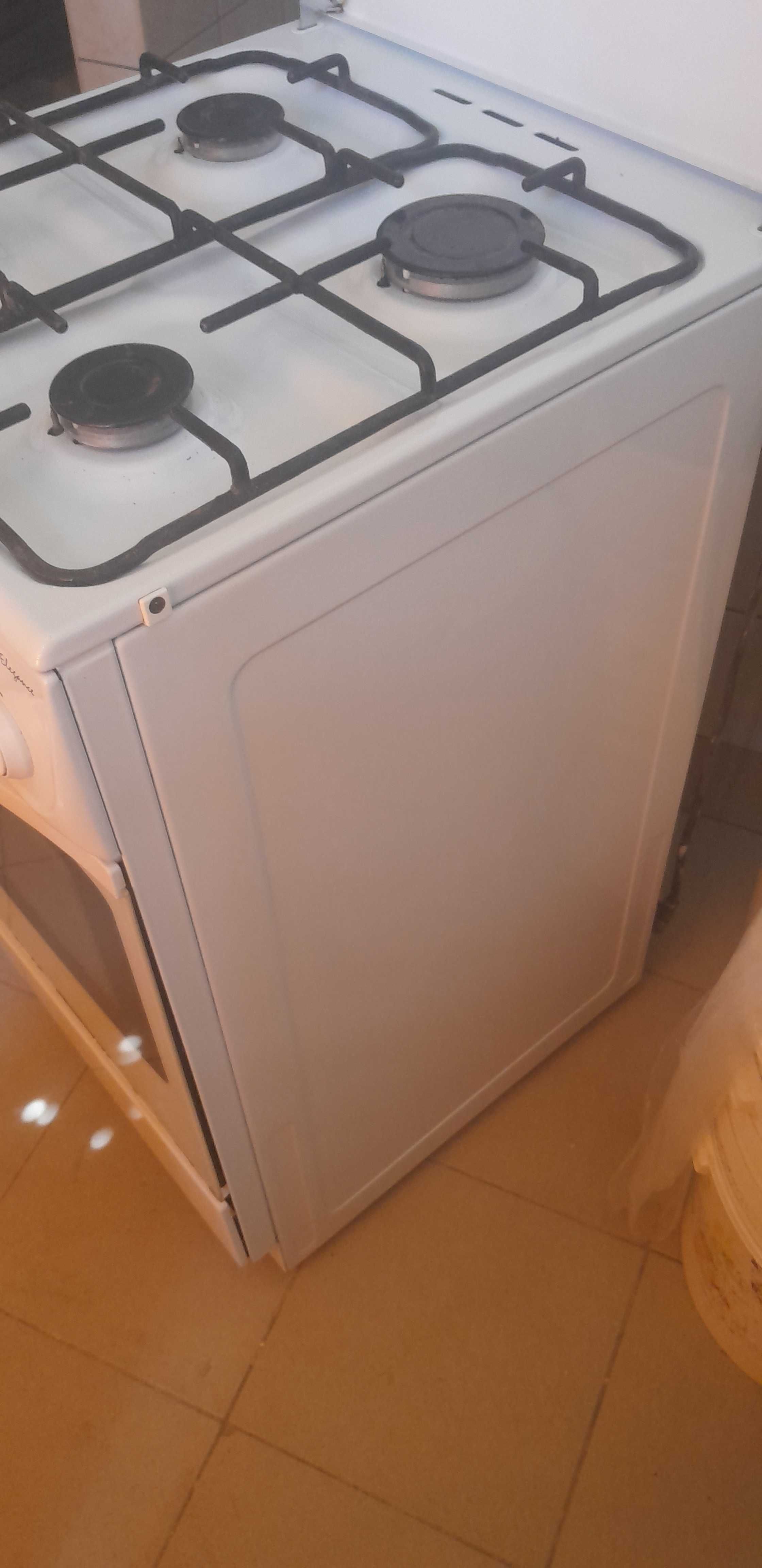 Kuchenka gazowo-elektryczna 50cm Transport Łódź, Pabianice. Jak nowa