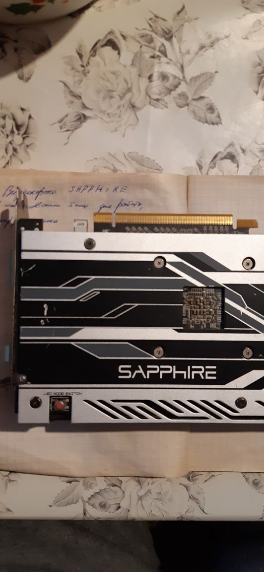 Видеокарта RX 480 4GB Sapphire Nitro в хорошем состоянии.Смотрите фото