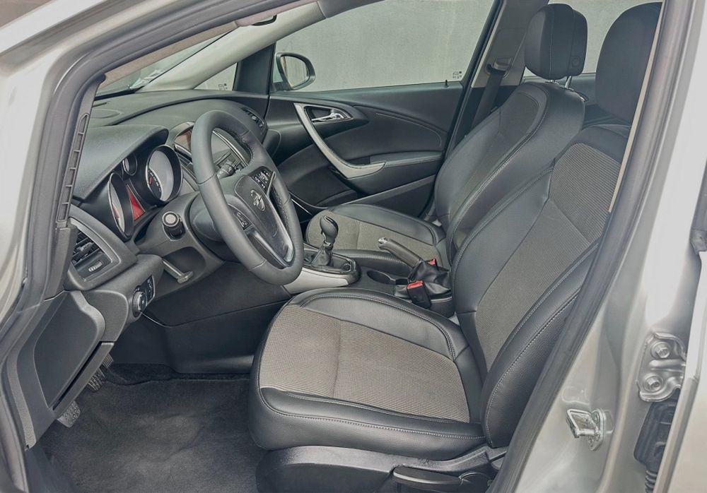 Opel Astra Sport Tourer 1.7 CDTI