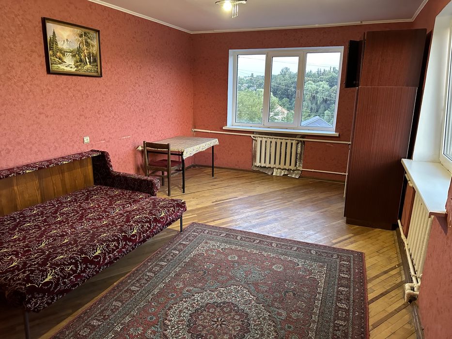 Здам кімнату в будинку на П‘ятничанах, вулиця Ольги Кобилянської