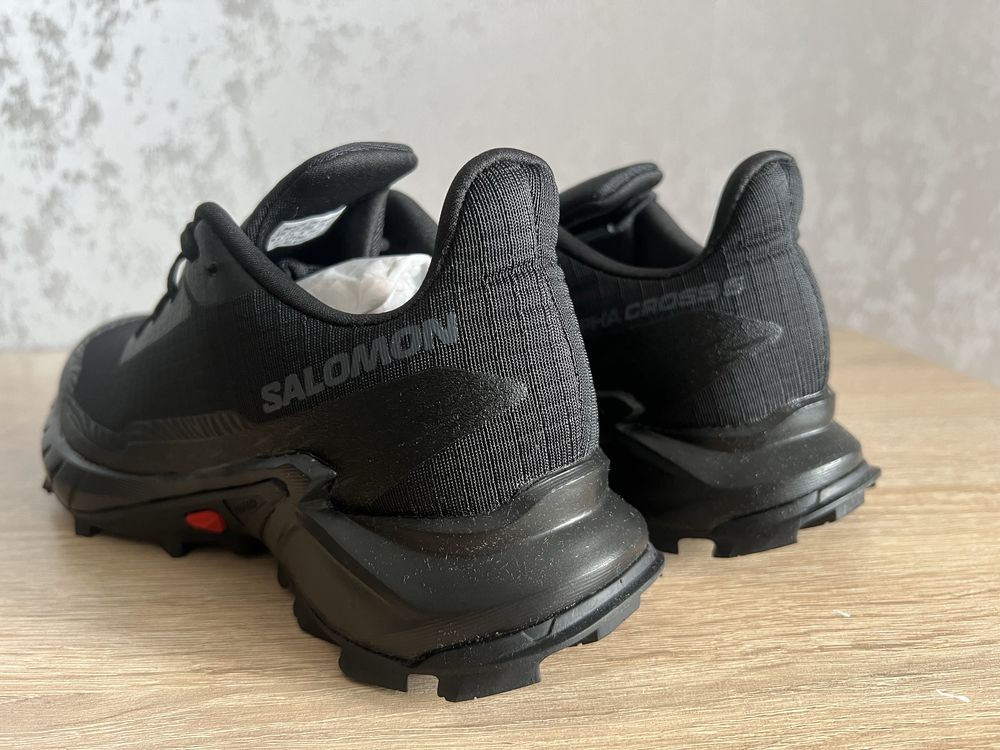 Трекінгові кросівки Salomon Alphacross 5
