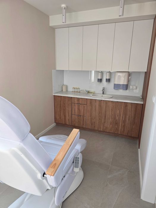 Nowoczesne gabinety medyczne do wynajęcia – od 60 zł/h – Nowa Huta