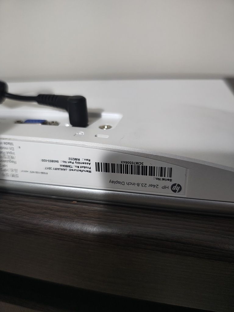 Monitor LED HP 24er23,8