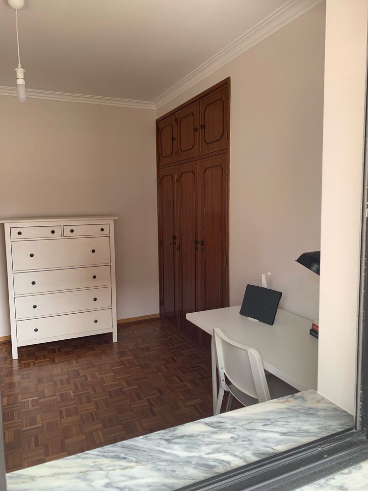 Quarto em moradia