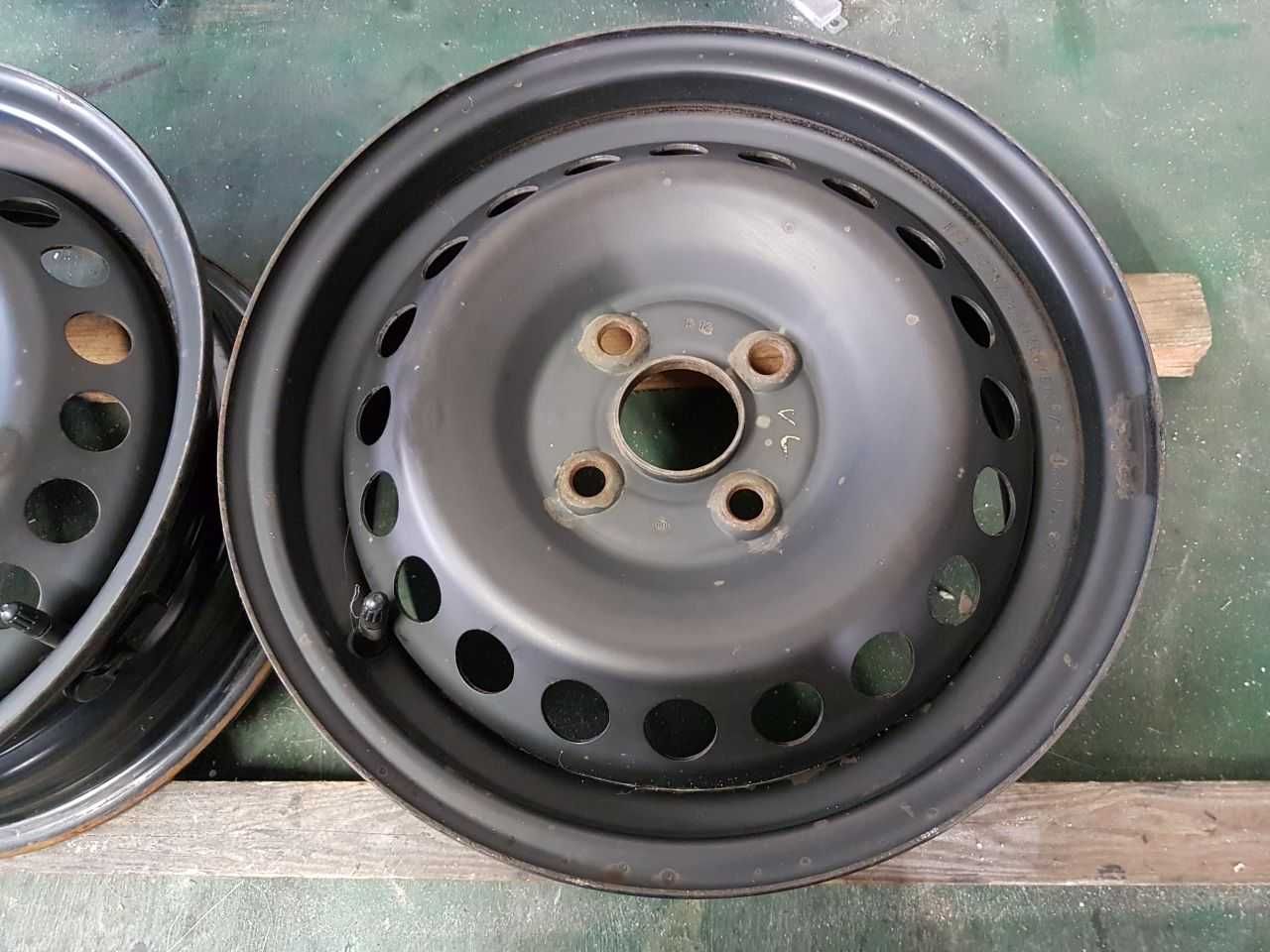 Felgi stalowe Hyundai i10 R14 4x100 5,5JX14CH ET 47 czujniki TPMS