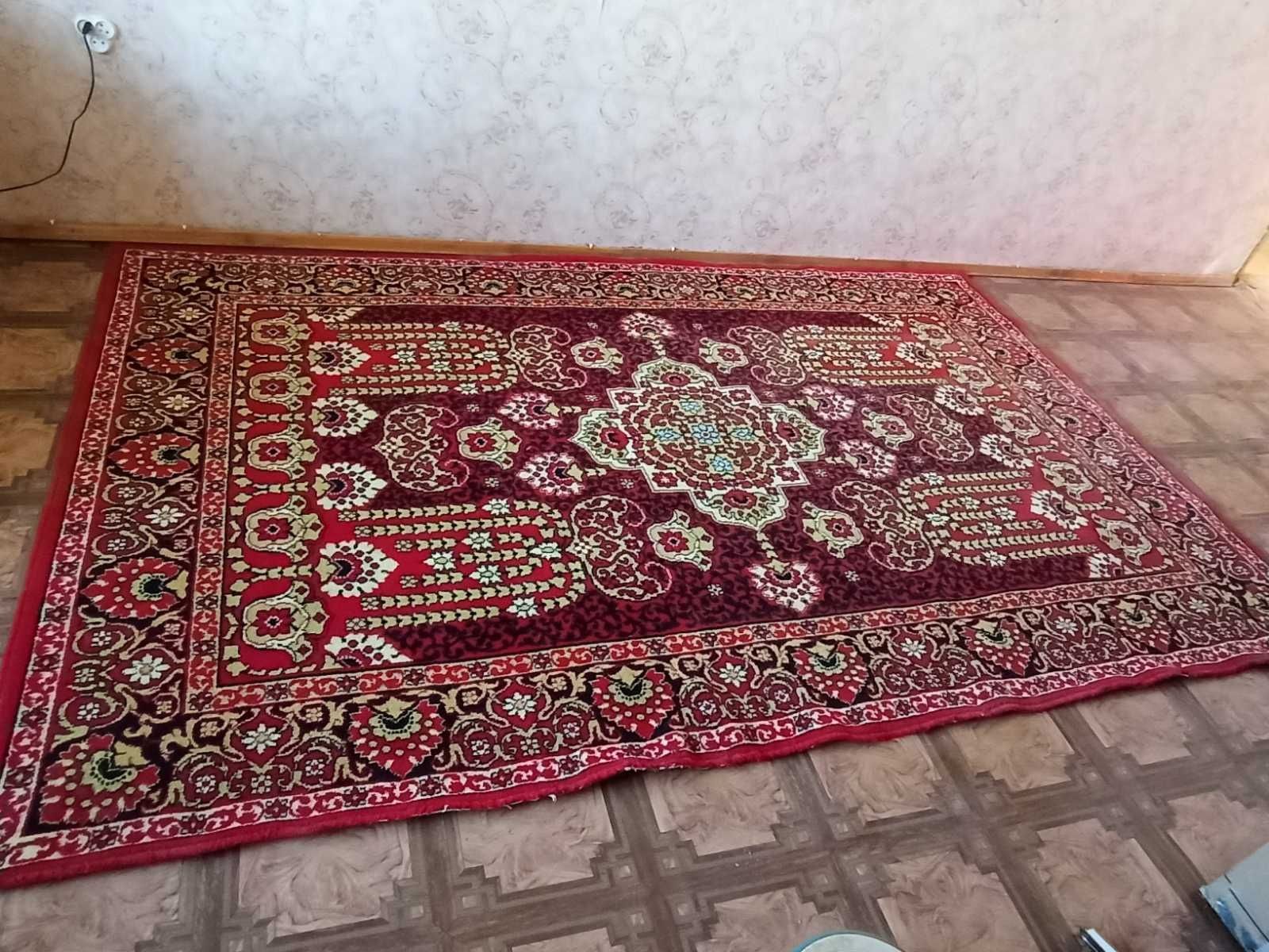 Продам ковер шерстяной