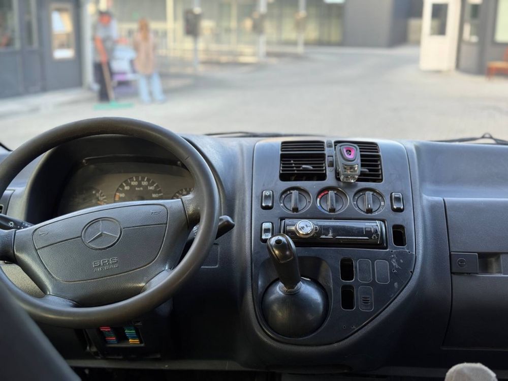 Mercedes Benz Vito