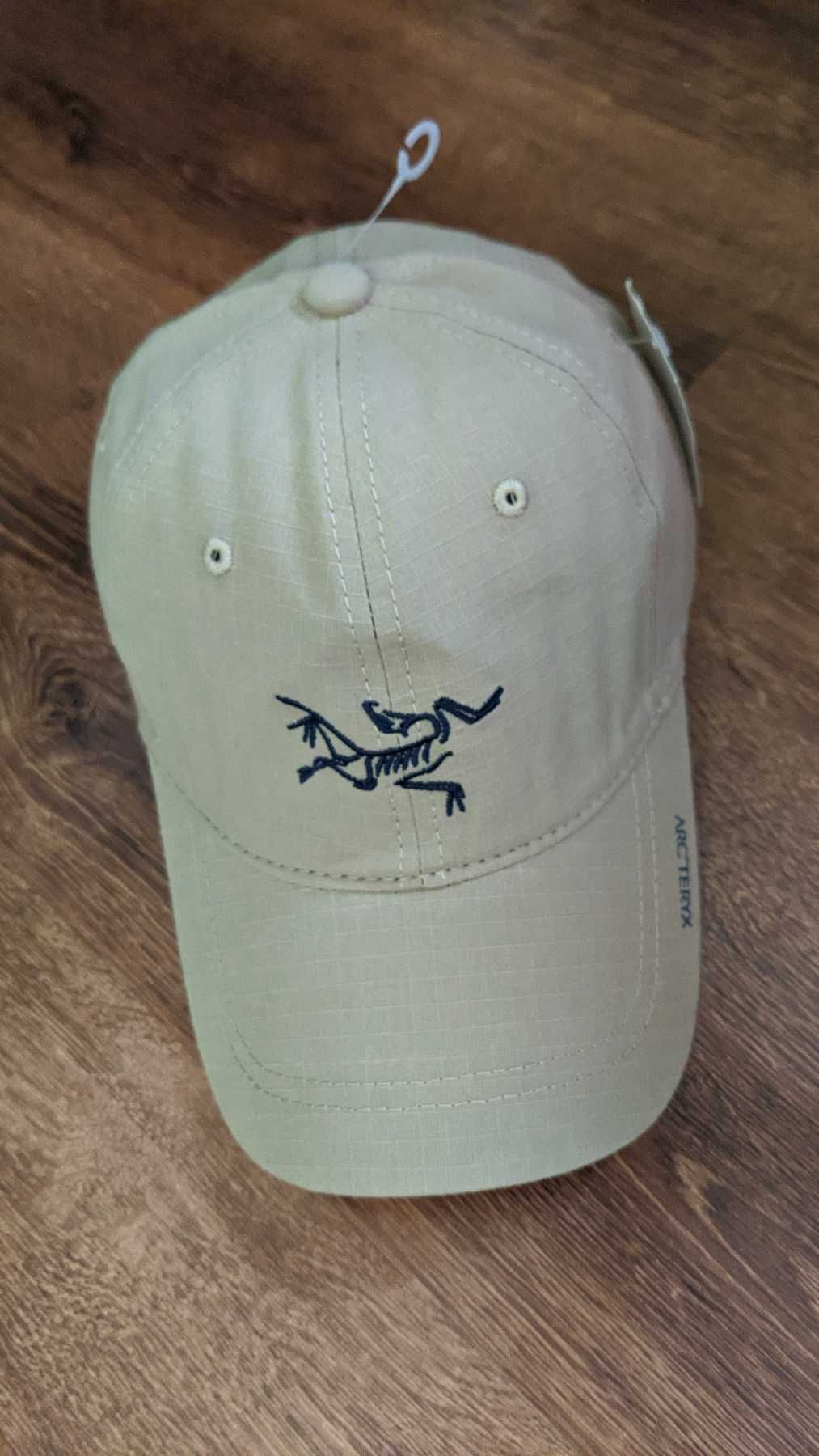 Кепки бейсболки Arcteryx Under Armour
