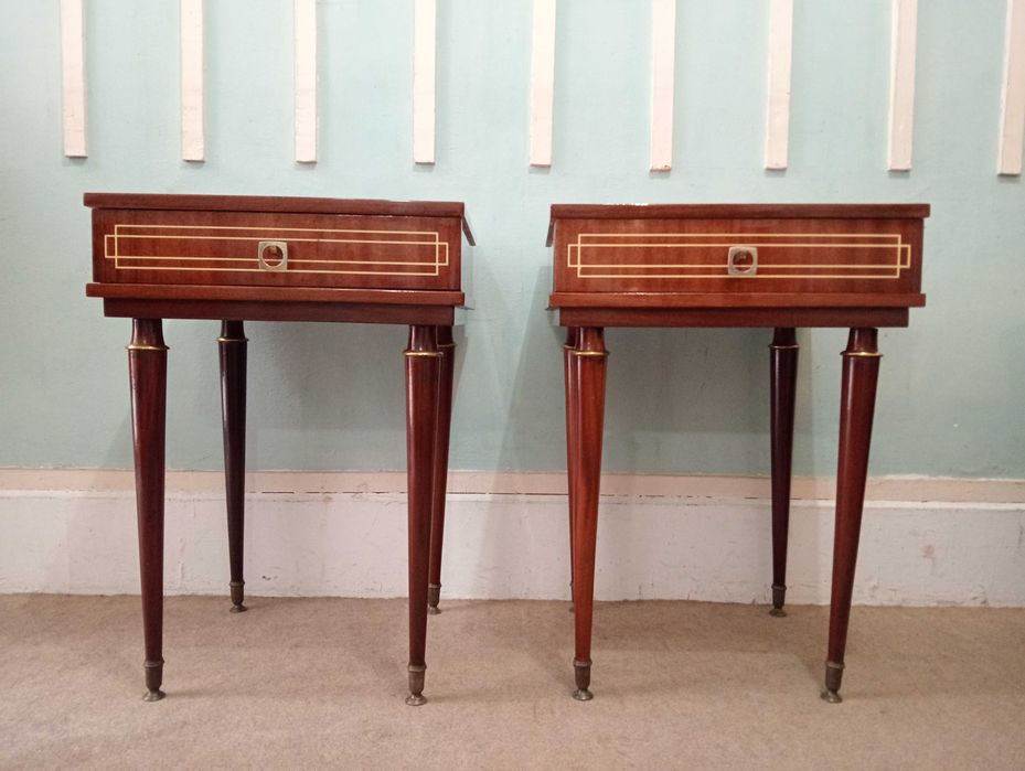 Par de mesas de cabeceira - Vintage