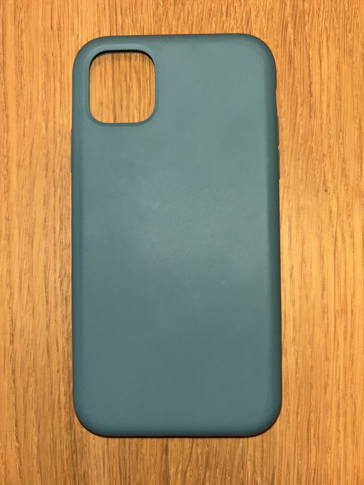 Capa iphone 11 - iServices