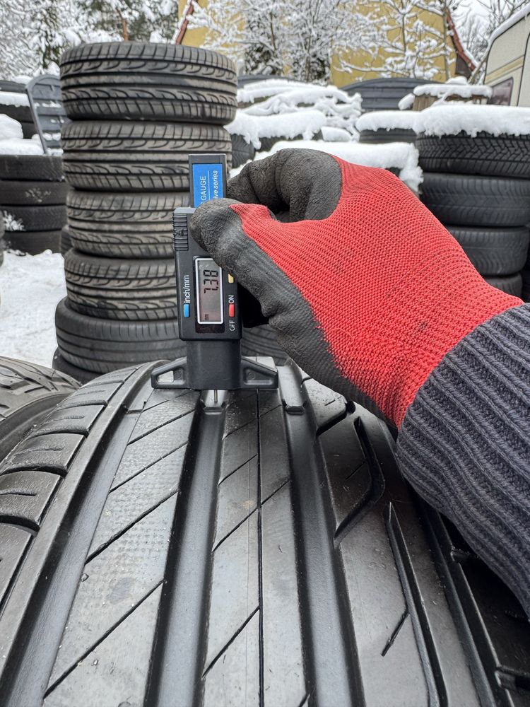 Opony 215/50R18 Bridgestone Turanza 2x7.8mm 2x7.4mm
