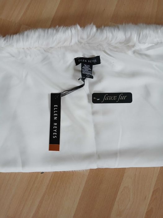 Etola biała ze sztucznego futerka ELLEN REYES